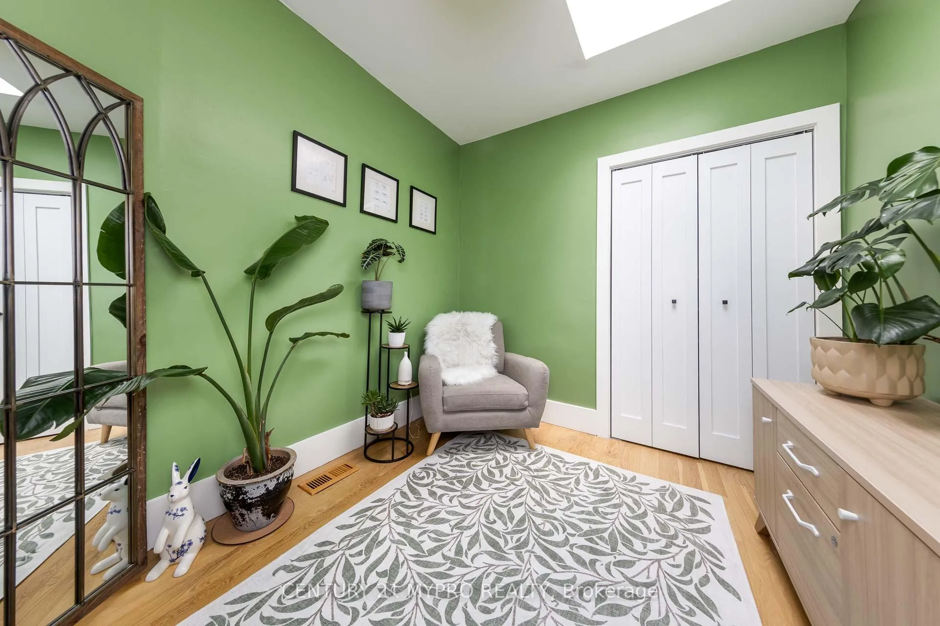 Photo 26 of 292 Highfield Road, Toronto, Greenwood-Coxwell — HOMEH