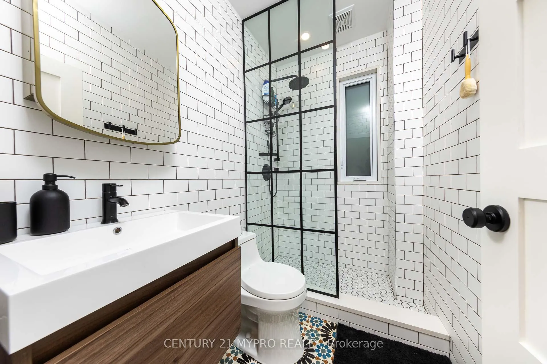 Photo 30 of 292 Highfield Road, Toronto, Greenwood-Coxwell — HOMEH