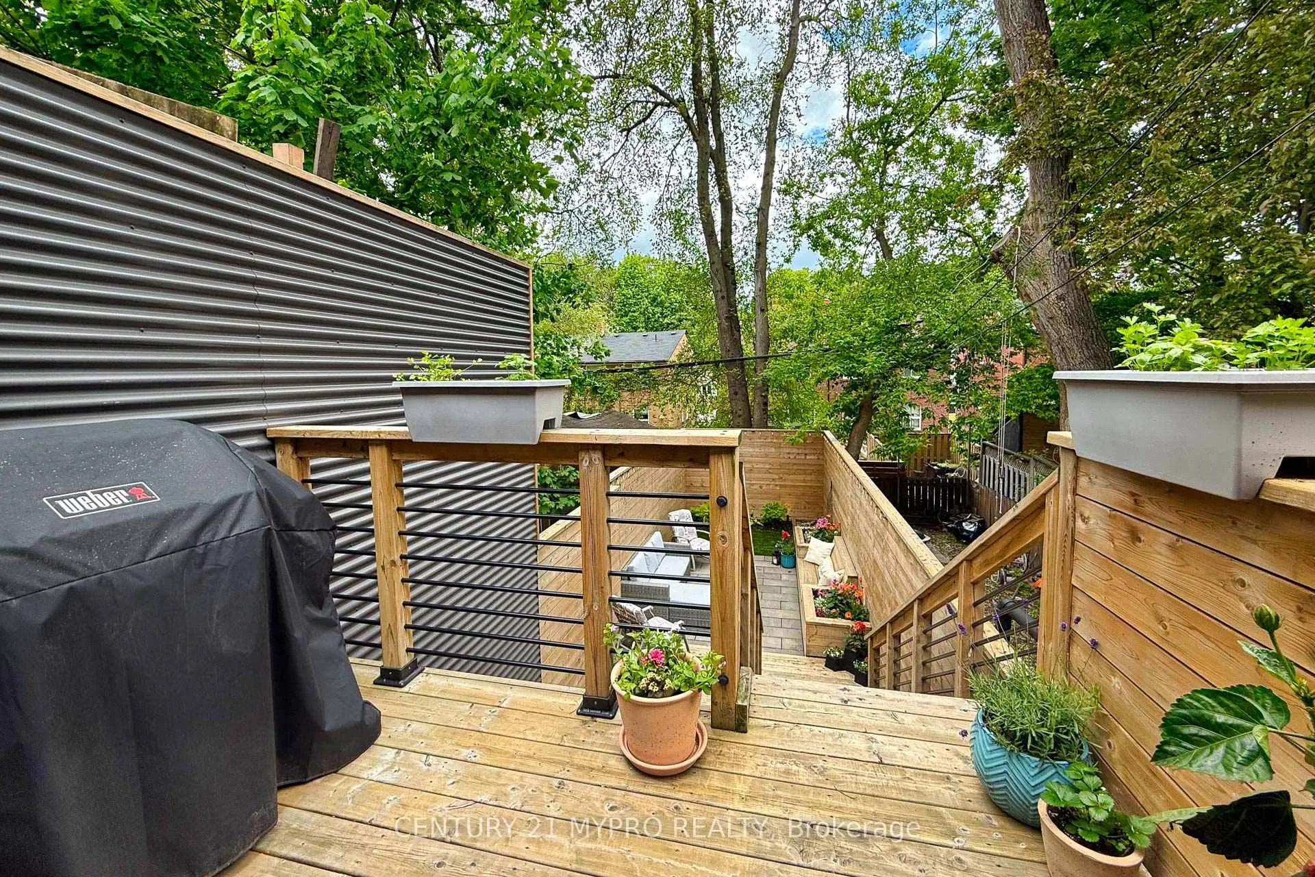 Photo 40 of 292 Highfield Road, Toronto, Greenwood-Coxwell — HOMEH