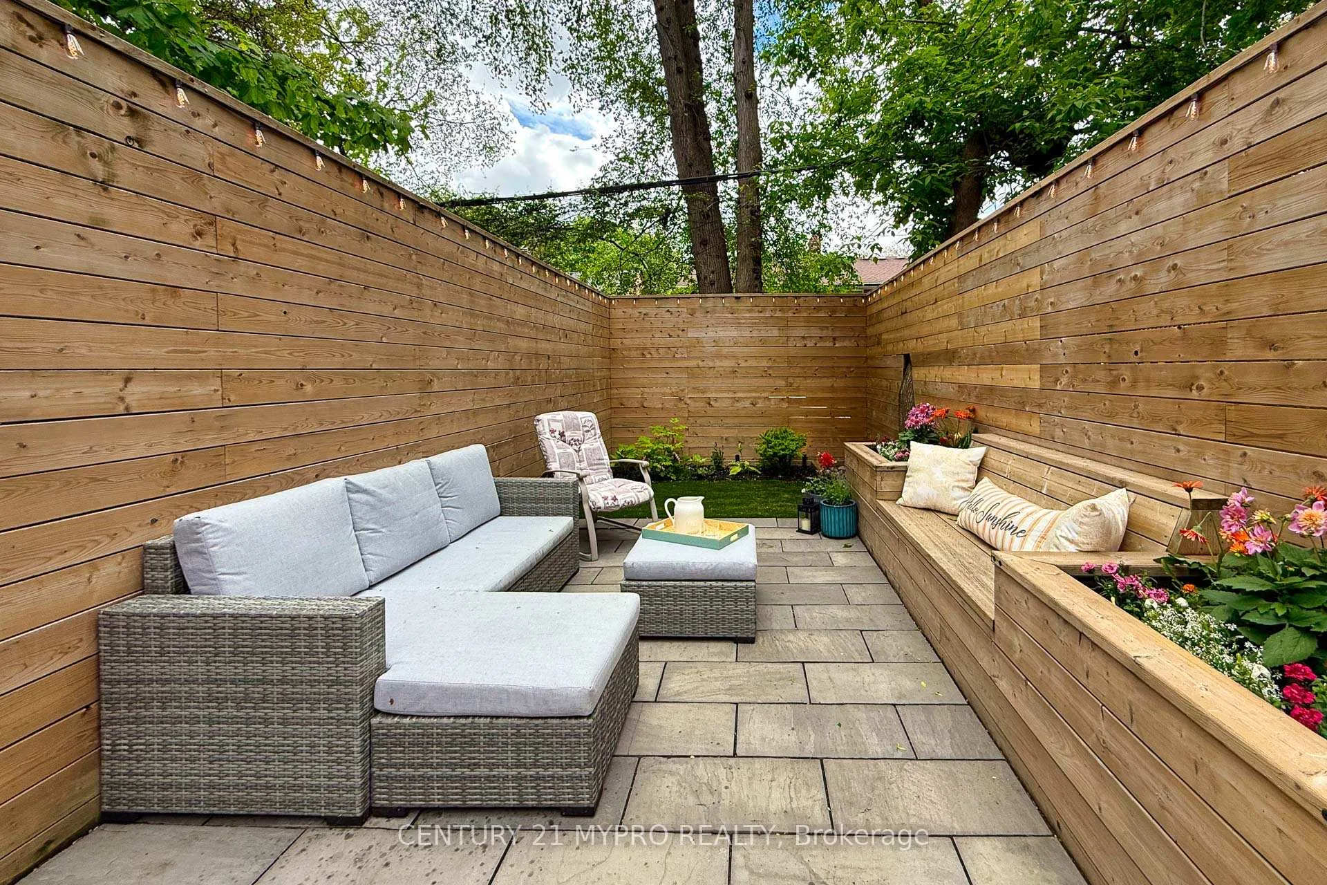 Photo 44 of 292 Highfield Road, Toronto, Greenwood-Coxwell — HOMEH