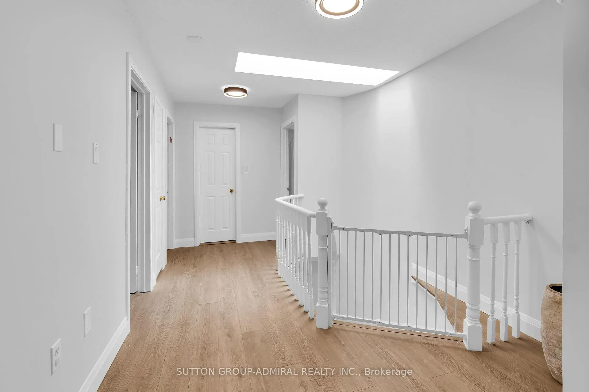 Photo 15 of 253 Charlton Avenue, Vaughan, Brownridge — HOMEH
