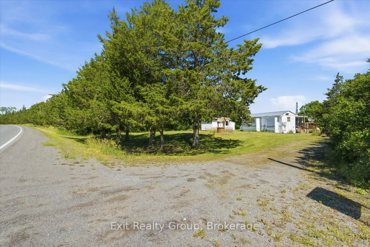 Photo 6 of 1154 County Rd 14, Prince Edward County, Sophiasburg Ward — HOMEH