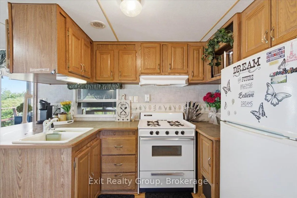 Photo 19 of 1154 County Rd 14, Prince Edward County, Sophiasburg Ward — HOMEH