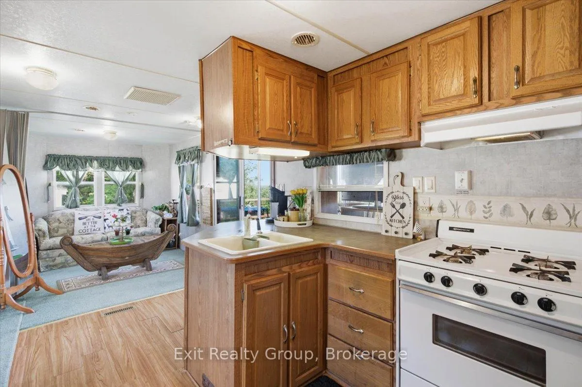 Photo 20 of 1154 County Rd 14, Prince Edward County, Sophiasburg Ward — HOMEH