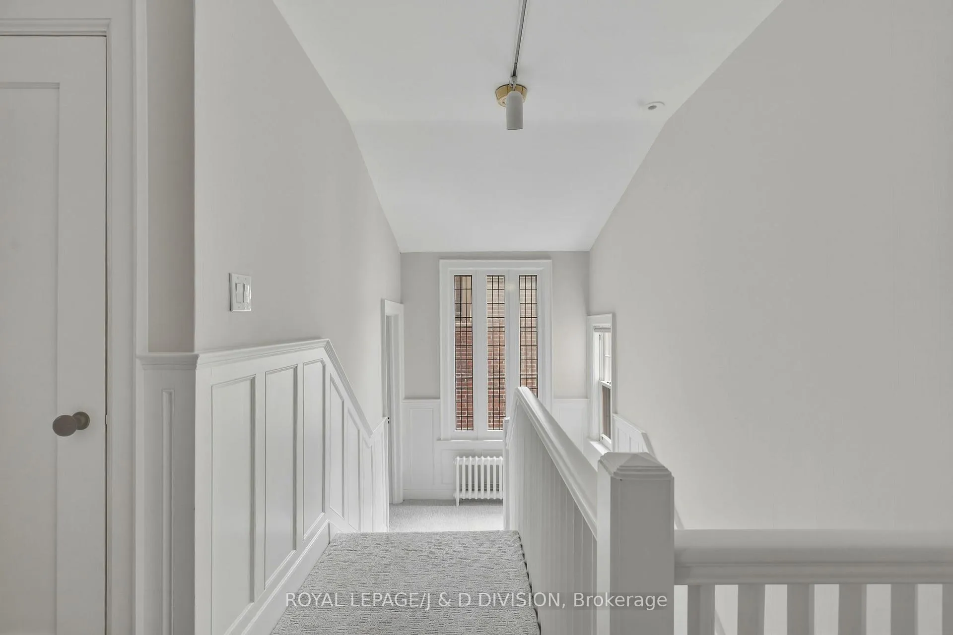 Photo 19 of 41 Ridge Drive, Toronto, Rosedale-Moore Park — HOMEH