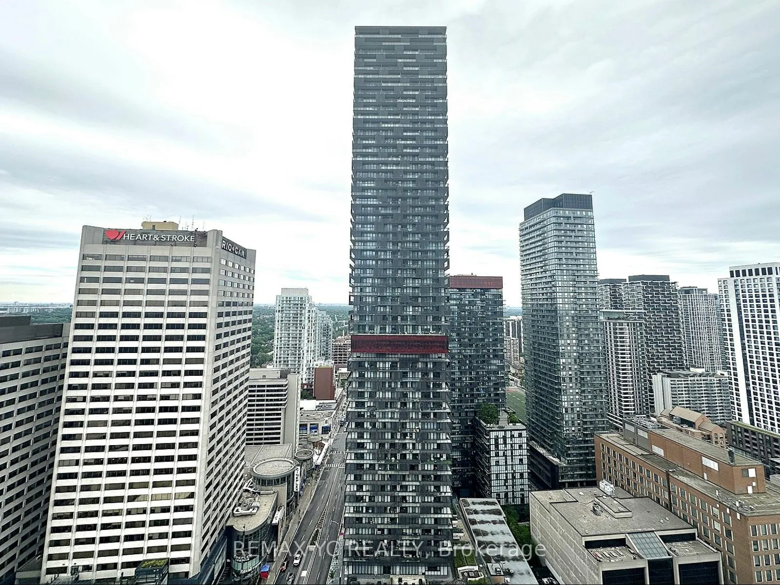 Photo 12 of Unit 3210, 2221 Yonge Street, Toronto, Mount Pleasant West — HOMEH