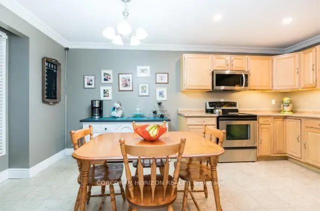 Photo 7 of 26 Winding Woods Crescent W, London, North F — HOMEH