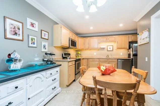 Photo 9 of 26 Winding Woods Crescent W, London, North F — HOMEH