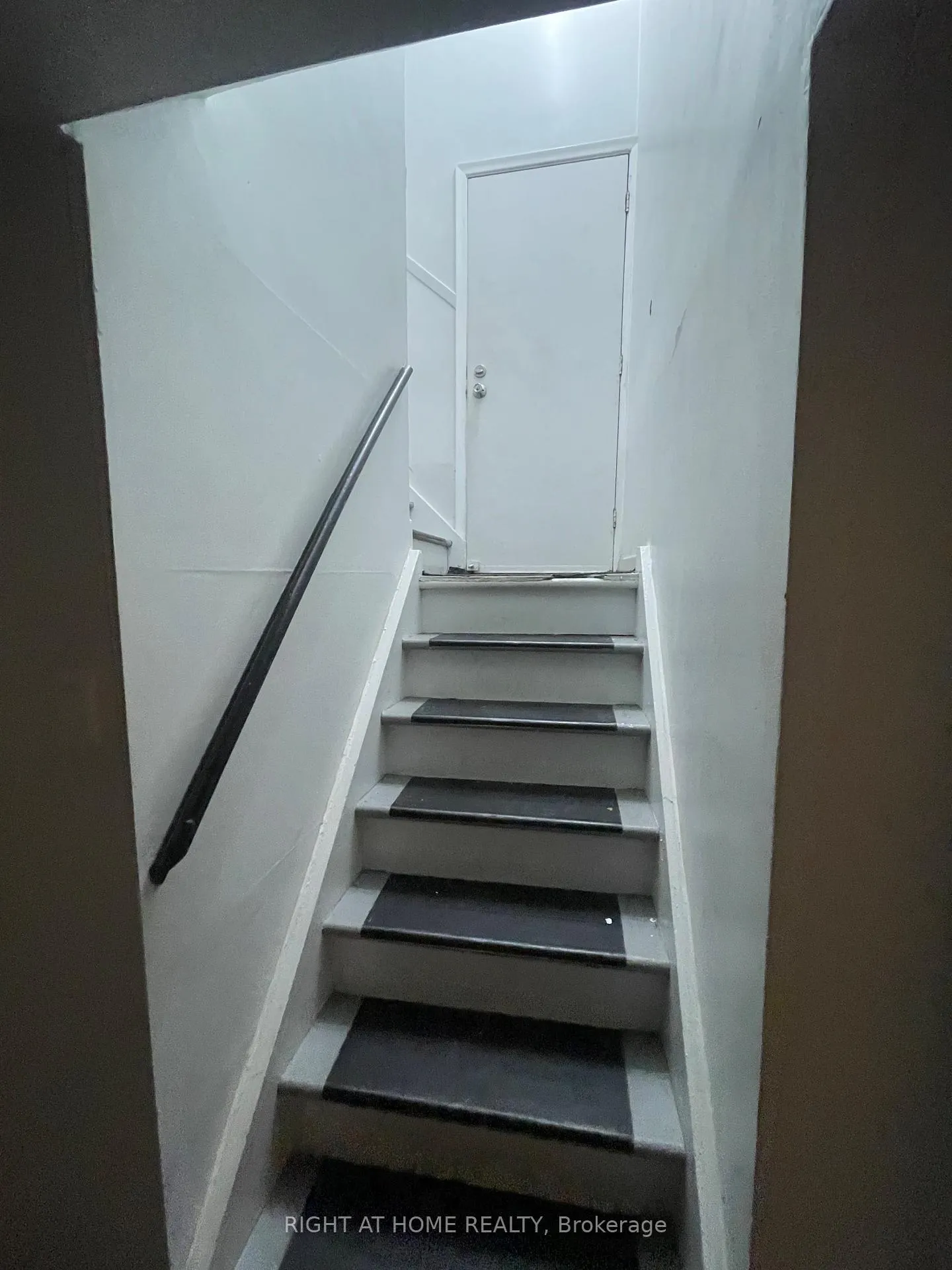 Photo 17 of 27 Wanita Road, Scarborough, Centennial Scarborough — HOMEH