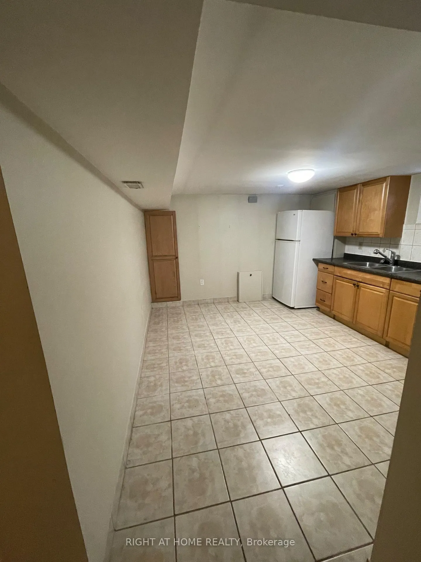 Photo 26 of 27 Wanita Road, Scarborough, Centennial Scarborough — HOMEH