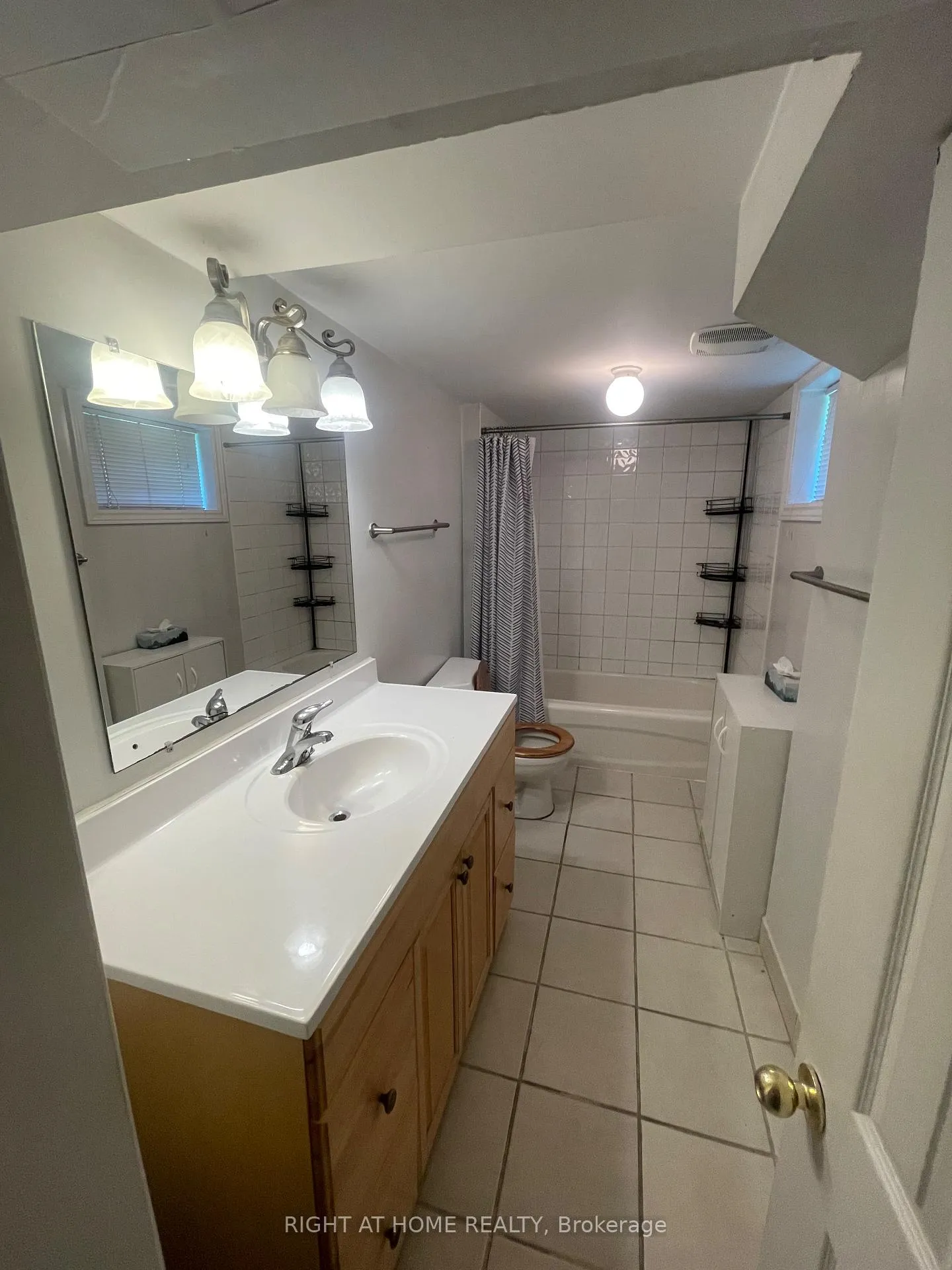 Photo 31 of 27 Wanita Road, Scarborough, Centennial Scarborough — HOMEH