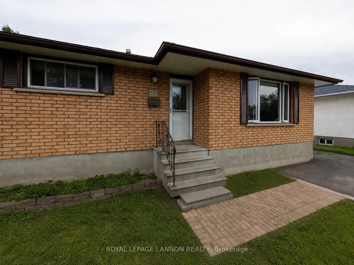 Photo 3 of 334 Lambton Cres, Thunder Bay, Northwood Park — HOMEH