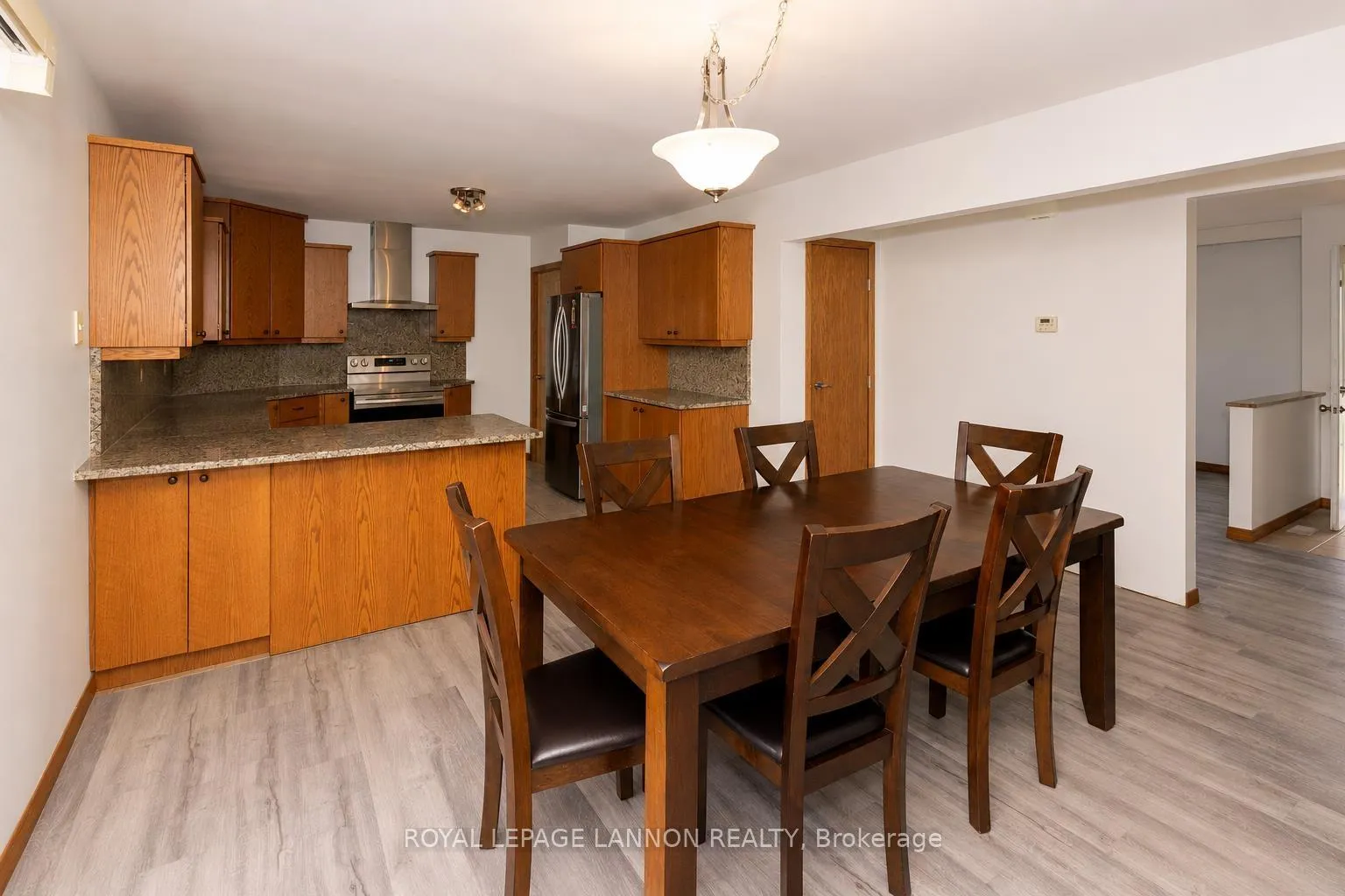 Photo 8 of 334 Lambton Cres, Thunder Bay, Northwood Park — HOMEH
