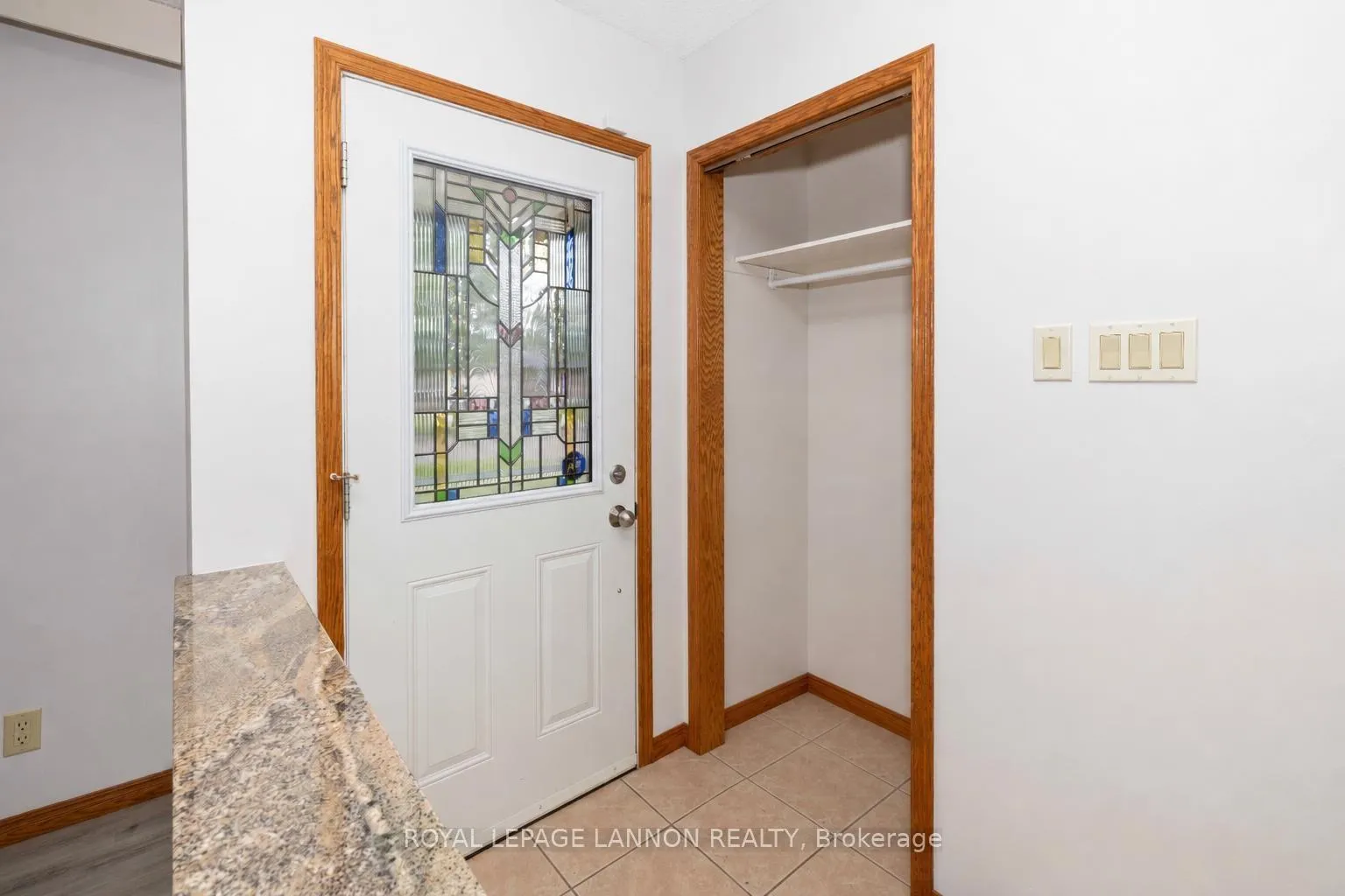 Photo 9 of 334 Lambton Cres, Thunder Bay, Northwood Park — HOMEH