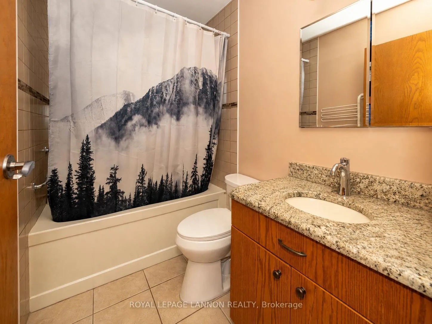 Photo 15 of 334 Lambton Cres, Thunder Bay, Northwood Park — HOMEH