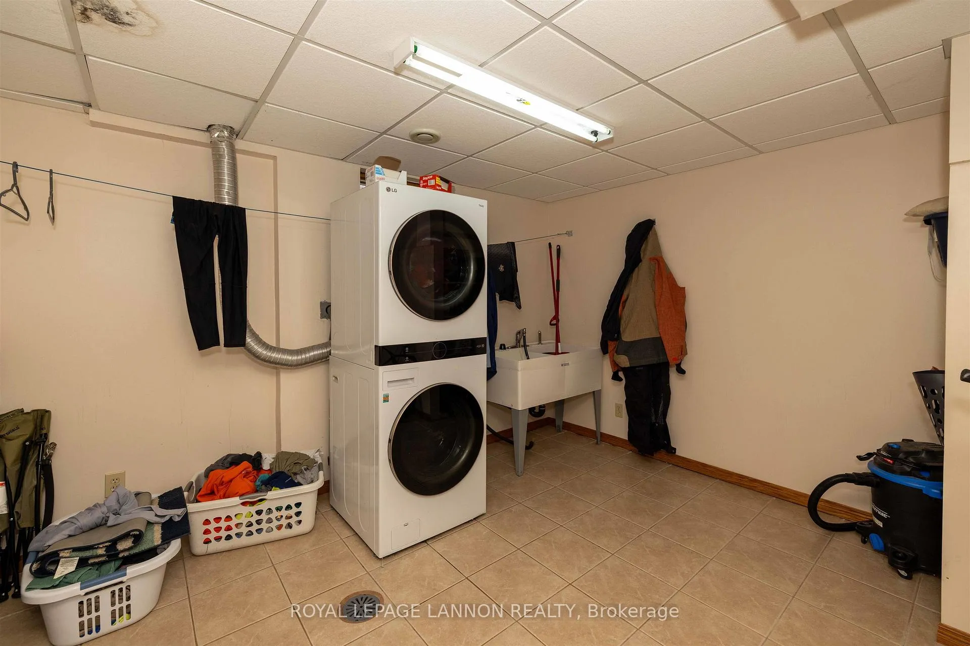 Photo 25 of 334 Lambton Cres, Thunder Bay, Northwood Park — HOMEH