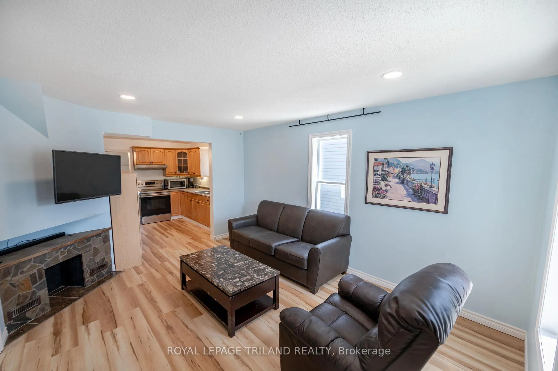 Photo 6 of 17 Trafalgar Street, St. Thomas — HOMEH