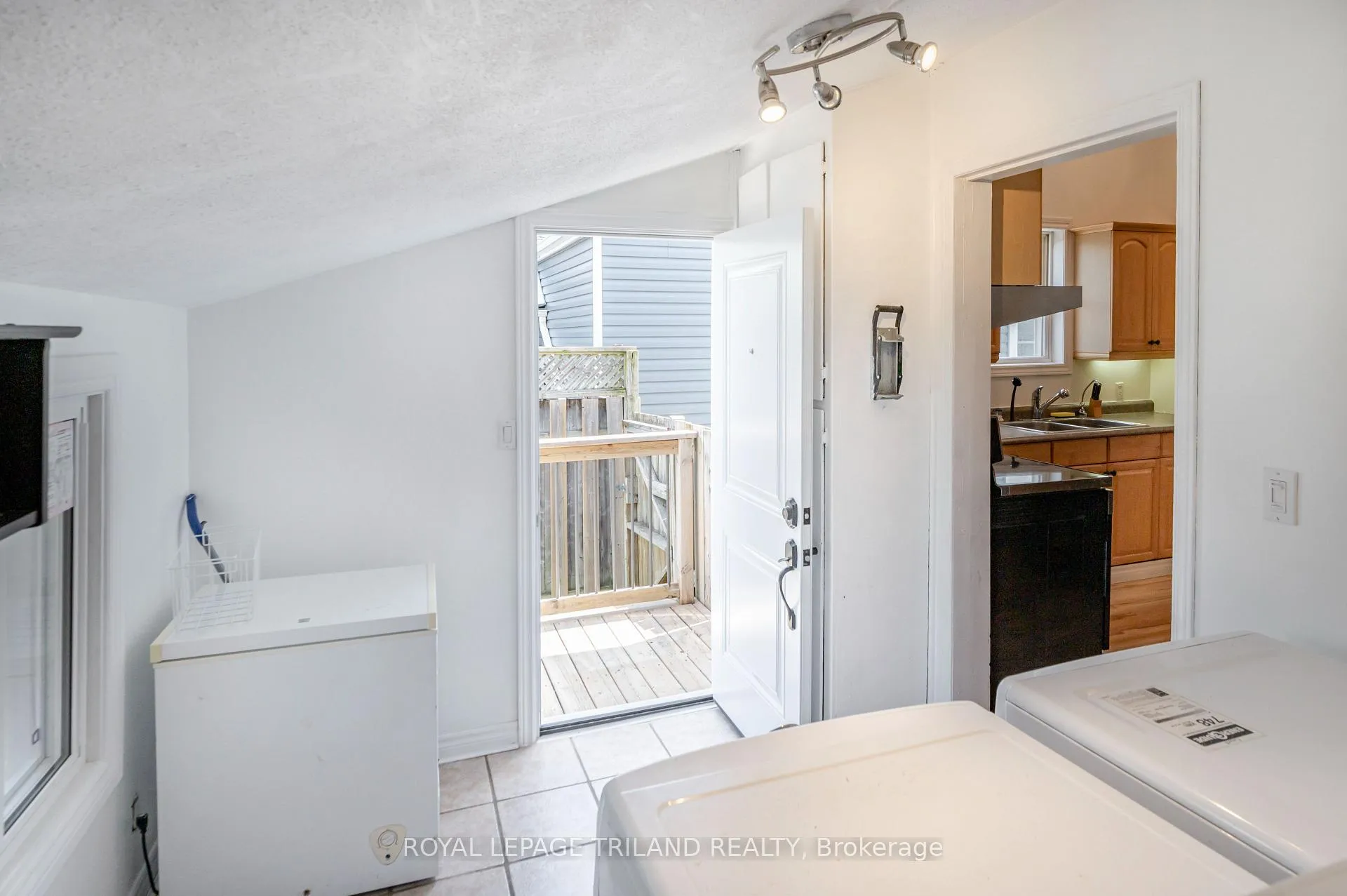 Photo 14 of 17 Trafalgar Street, St. Thomas — HOMEH