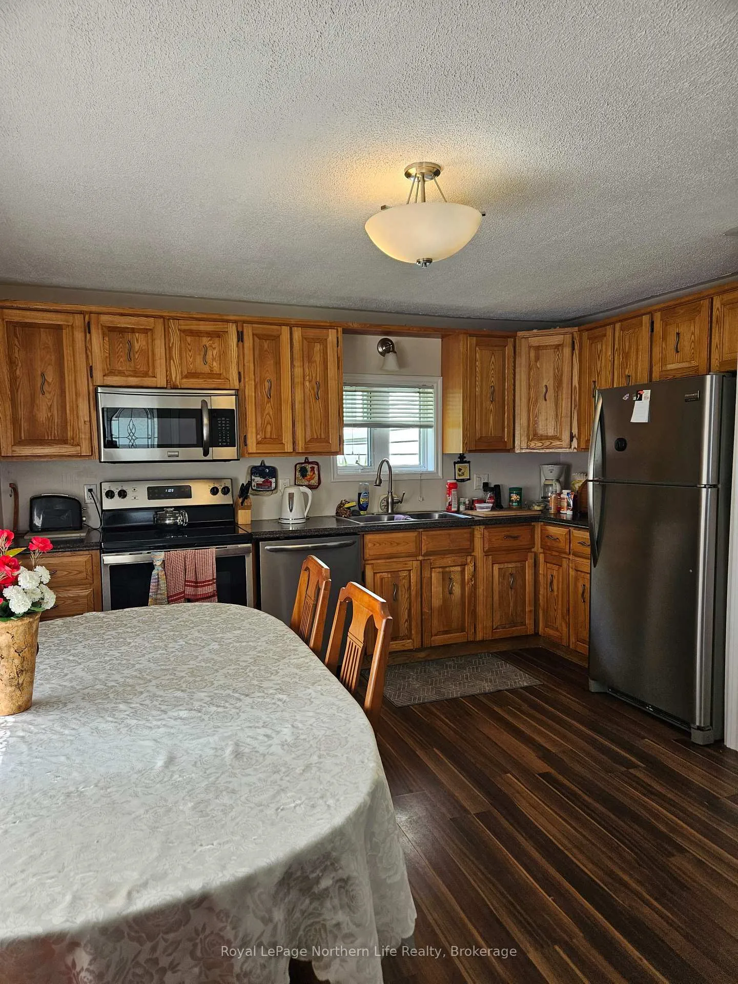 Photo 3 of 470 Ottawa Street, Mattawa — HOMEH