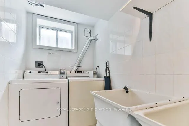 Photo 15 of Unit Basement, 482 Concord Avenue, Toronto, Dovercourt-Wallace Emerson-Junction — HOMEH
