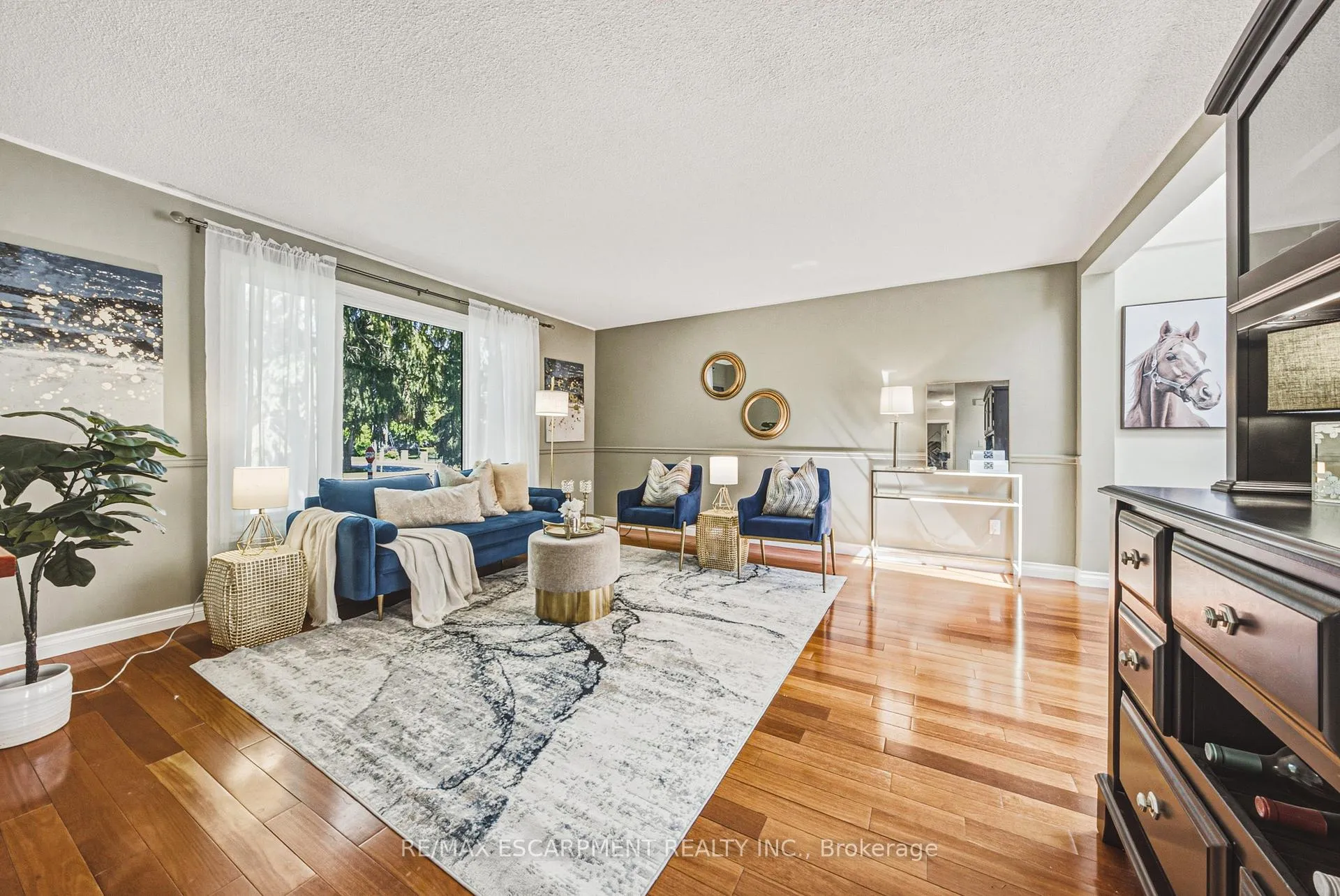 Photo 9 of 742 Francis Road, Burlington, LaSalle — HOMEH