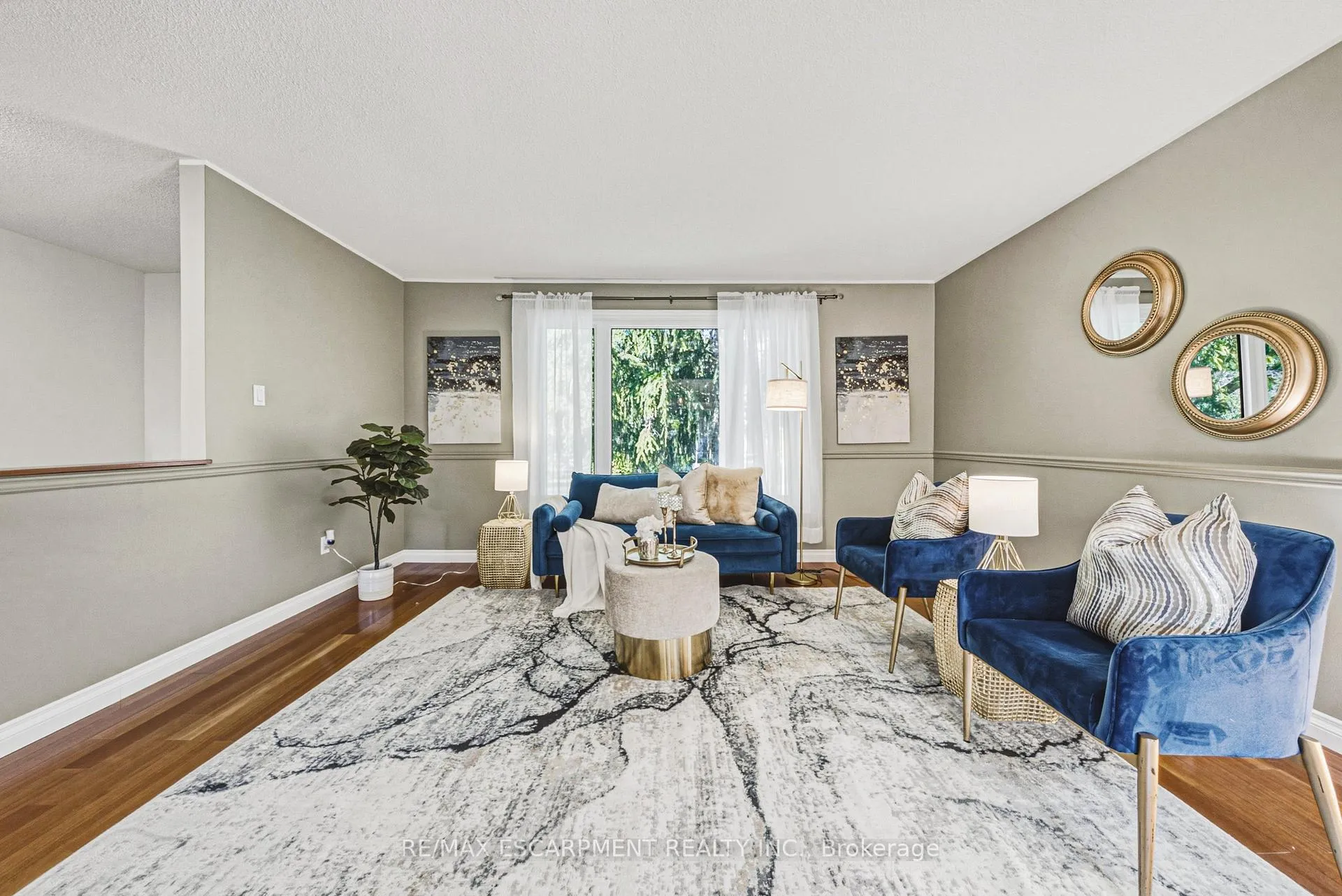 Photo 10 of 742 Francis Road, Burlington, LaSalle — HOMEH