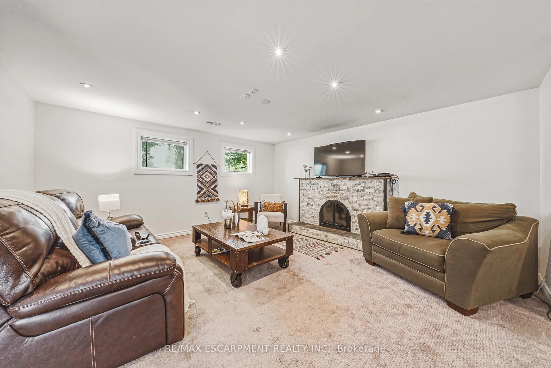 Photo 23 of 742 Francis Road, Burlington, LaSalle — HOMEH