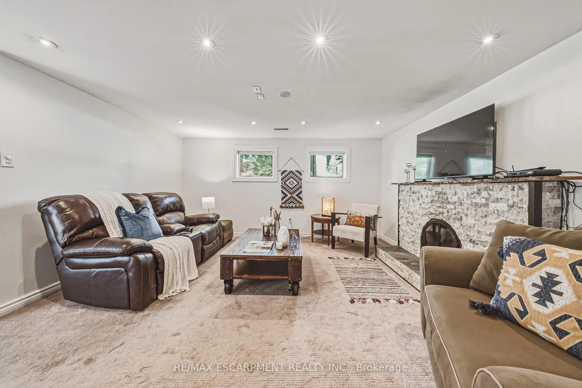 Photo 24 of 742 Francis Road, Burlington, LaSalle — HOMEH