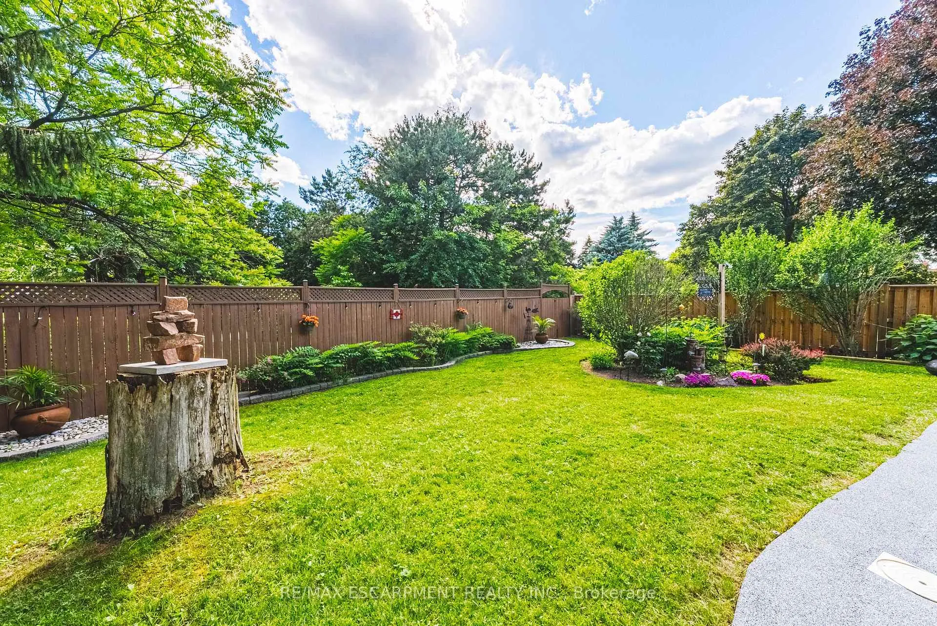 Photo 34 of 742 Francis Road, Burlington, LaSalle — HOMEH