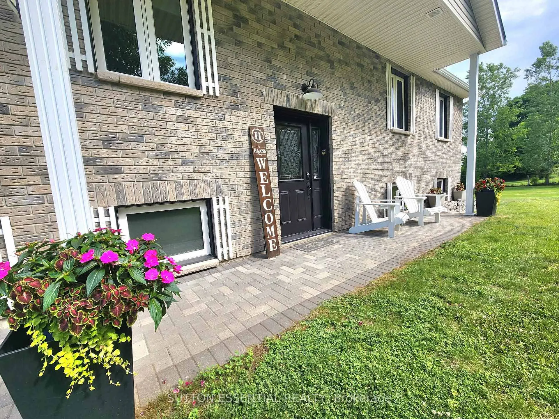 Photo 2 of 6130 6th Concession Road, Augusta, Augusta Twp — HOMEH