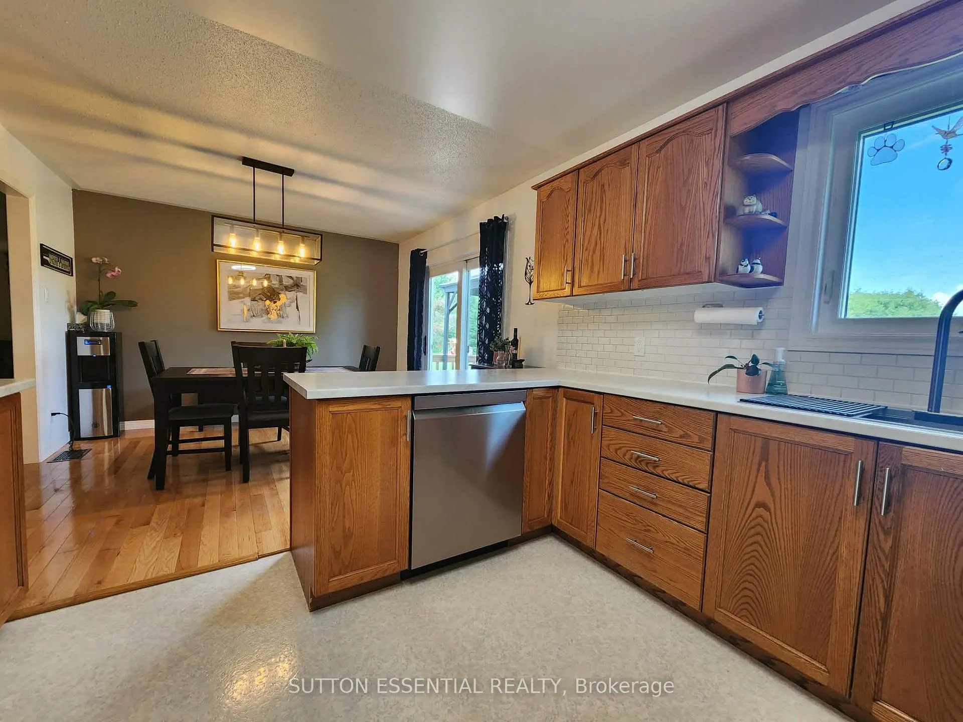 Photo 14 of 6130 6th Concession Road, Augusta, Augusta Twp — HOMEH