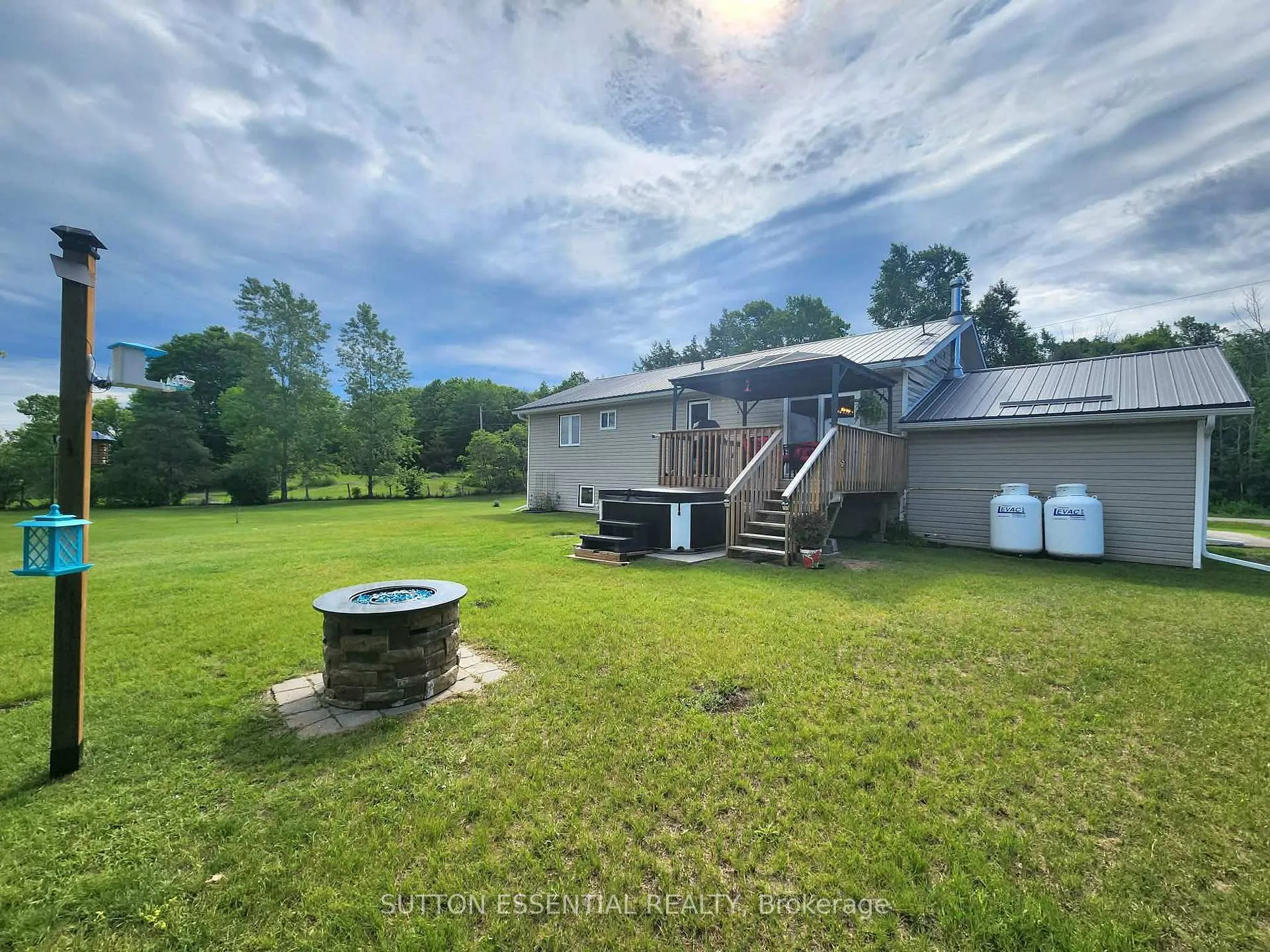 Photo 36 of 6130 6th Concession Road, Augusta, Augusta Twp — HOMEH