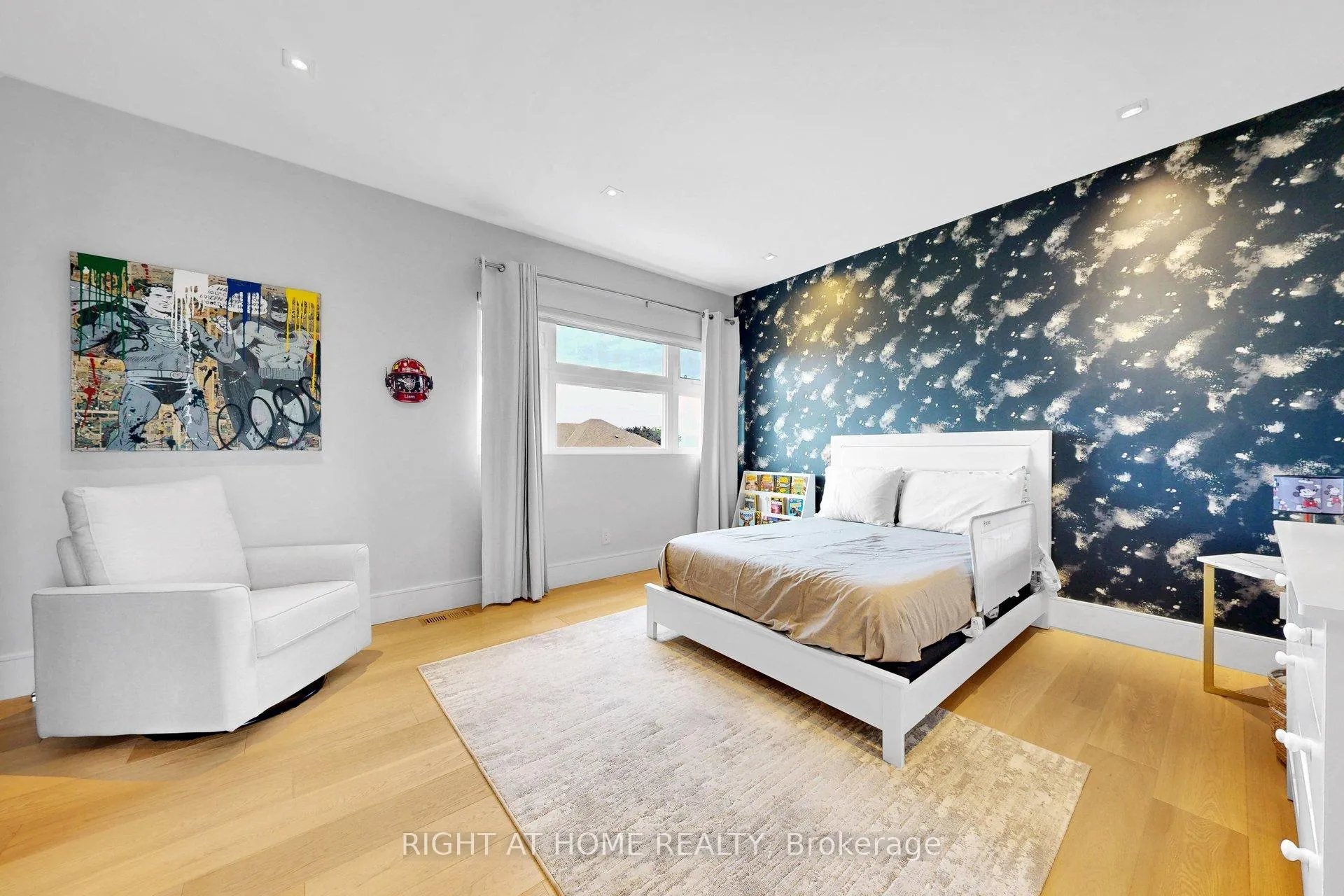 Photo 31 of 2931 Lansdowne Avenue, North York, Yorkdale-Glen Park — HOMEH