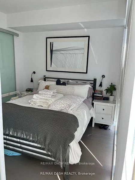 Photo 10 of Unit 4007, 488 University Avenue, Toronto, Kensington-Chinatown — HOMEH