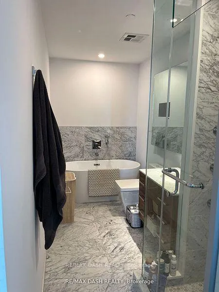 Photo 15 of Unit 4007, 488 University Avenue, Toronto, Kensington-Chinatown — HOMEH
