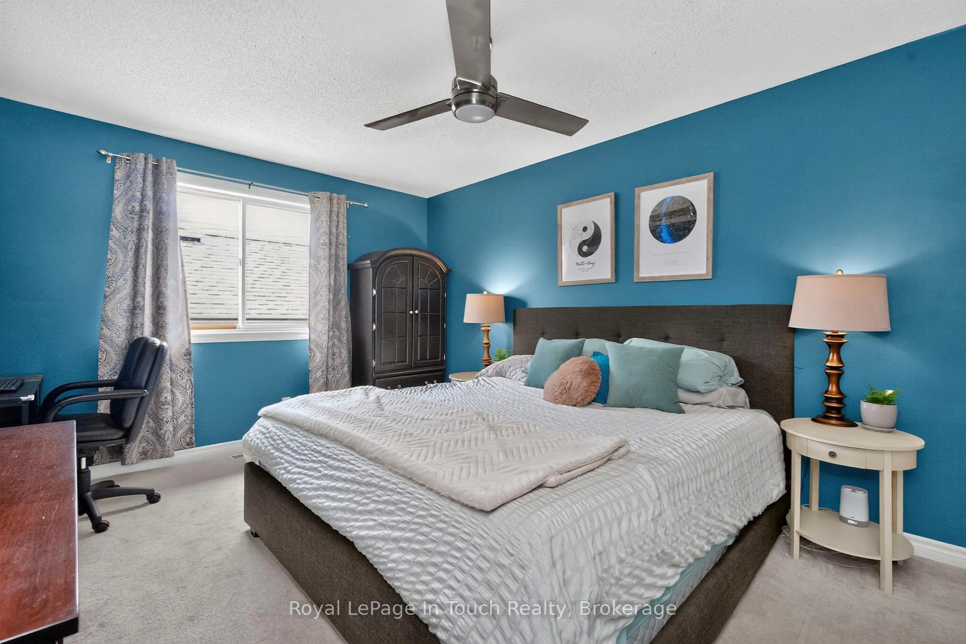 Photo 19 of 101 Crompton Drive, Barrie, Little Lake — HOMEH