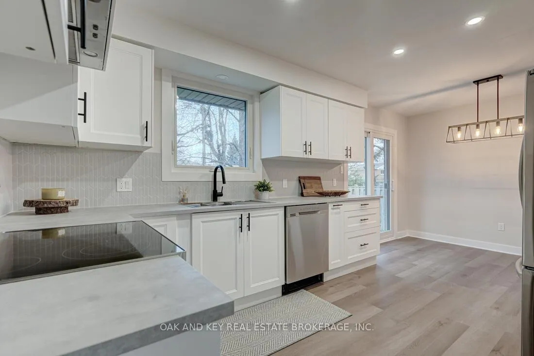 Photo 7 of 13 Dunwich Drive, St. Thomas — HOMEH