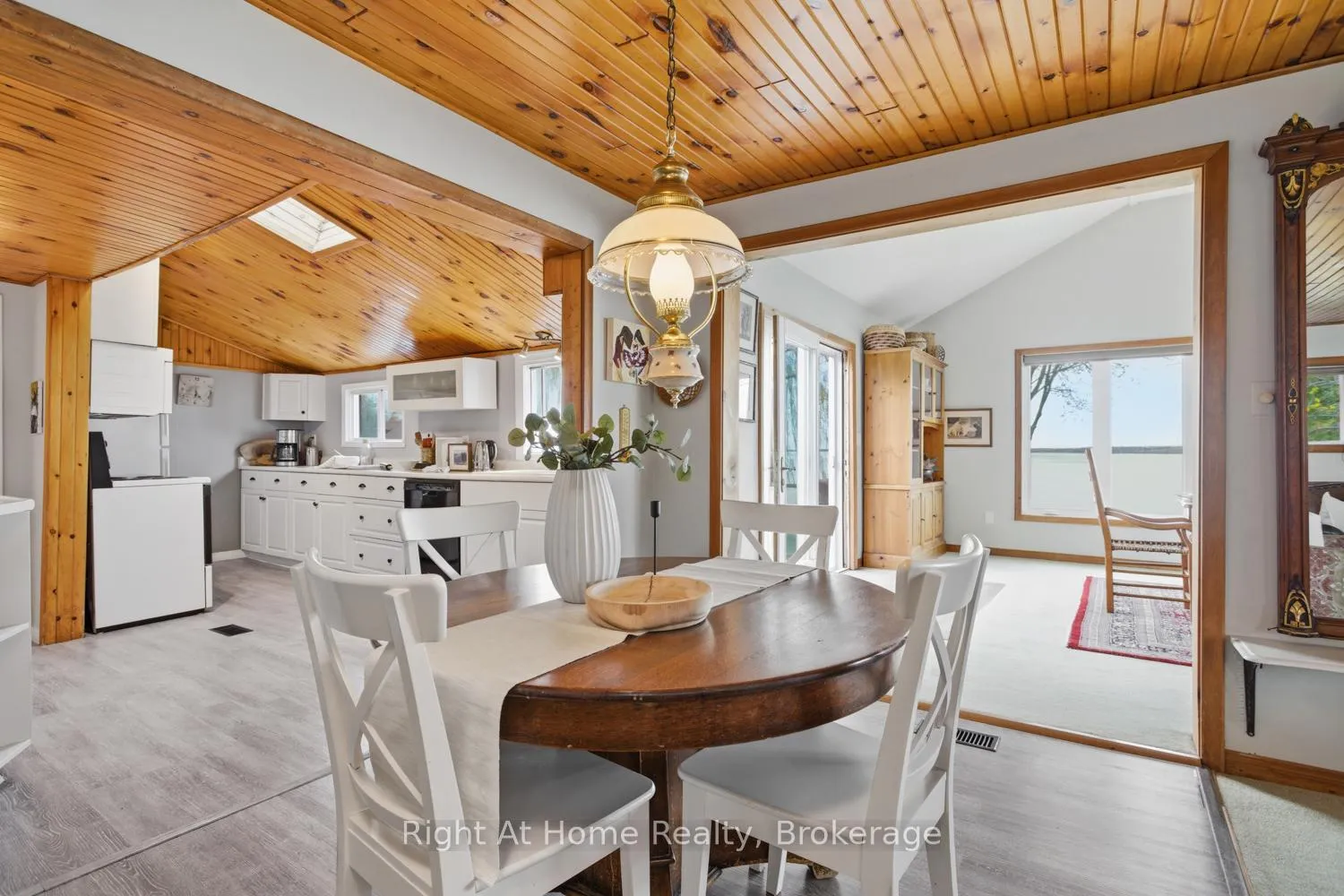Photo 19 of 239 Aldred Drive, Scugog, Rural Scugog — HOMEH