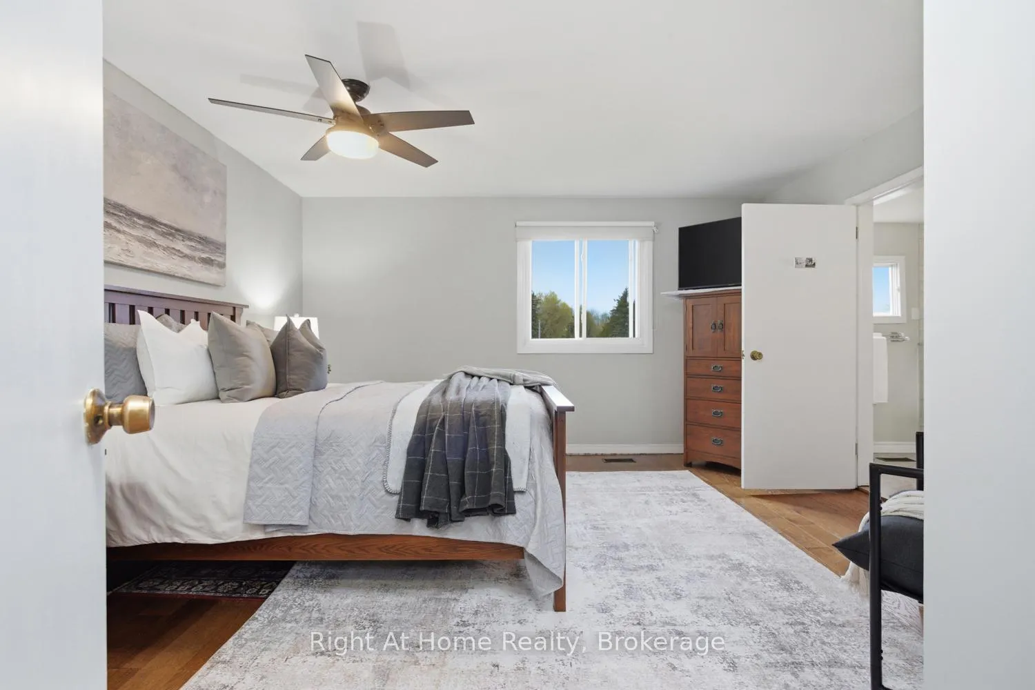 Photo 24 of 239 Aldred Drive, Scugog, Rural Scugog — HOMEH