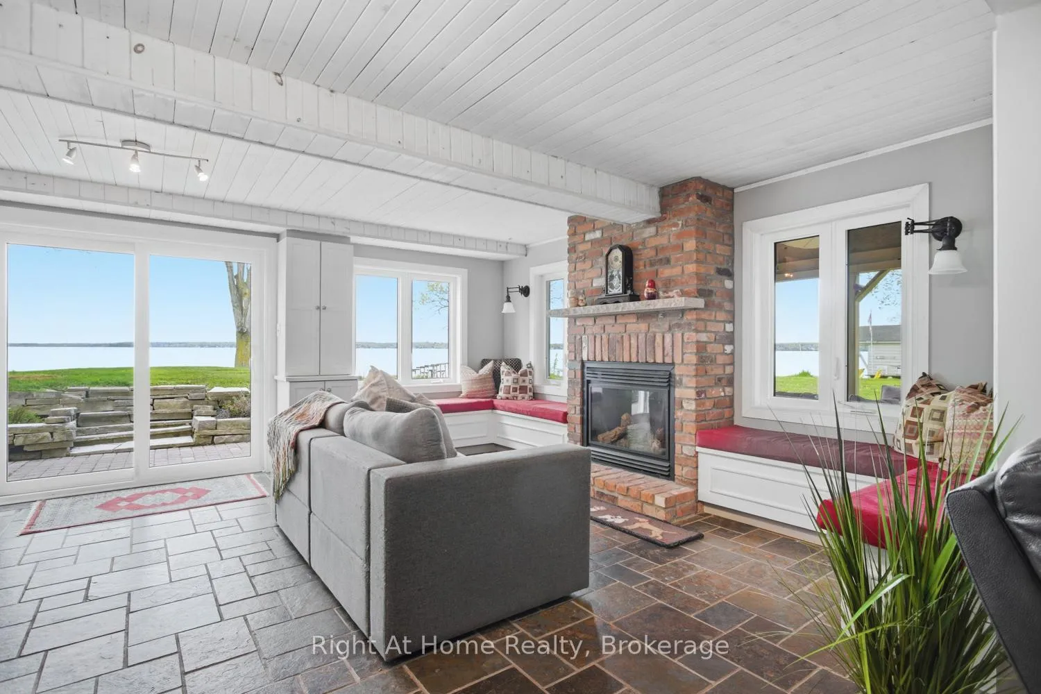 Photo 36 of 239 Aldred Drive, Scugog, Rural Scugog — HOMEH