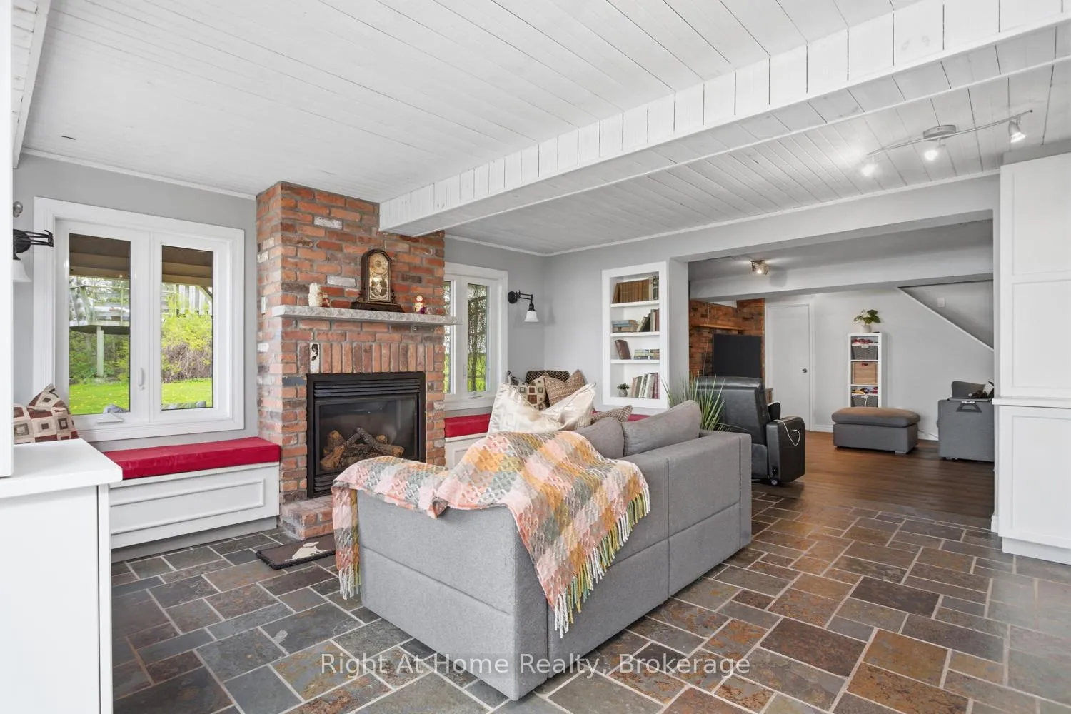 Photo 40 of 239 Aldred Drive, Scugog, Rural Scugog — HOMEH