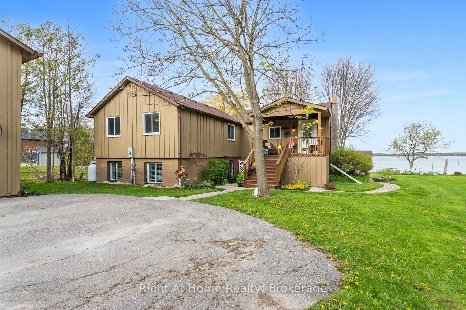 Photo 48 of 239 Aldred Drive, Scugog, Rural Scugog — HOMEH