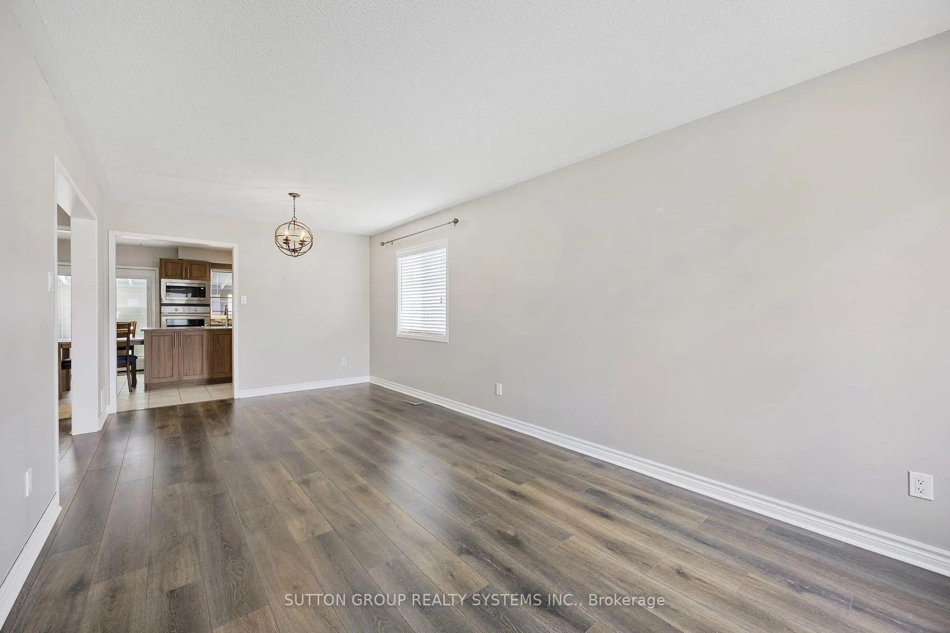 Photo 12 of 75 Coleman Drive, Barrie, Edgehill Drive — HOMEH