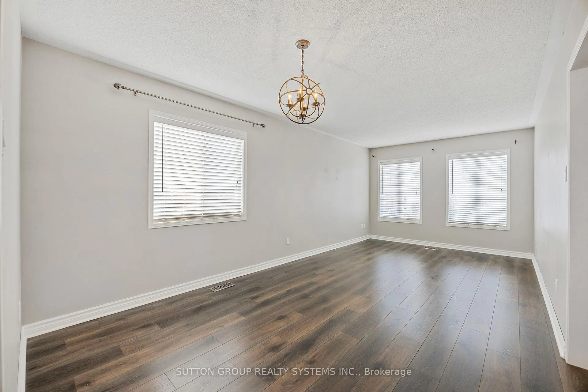 Photo 13 of 75 Coleman Drive, Barrie, Edgehill Drive — HOMEH