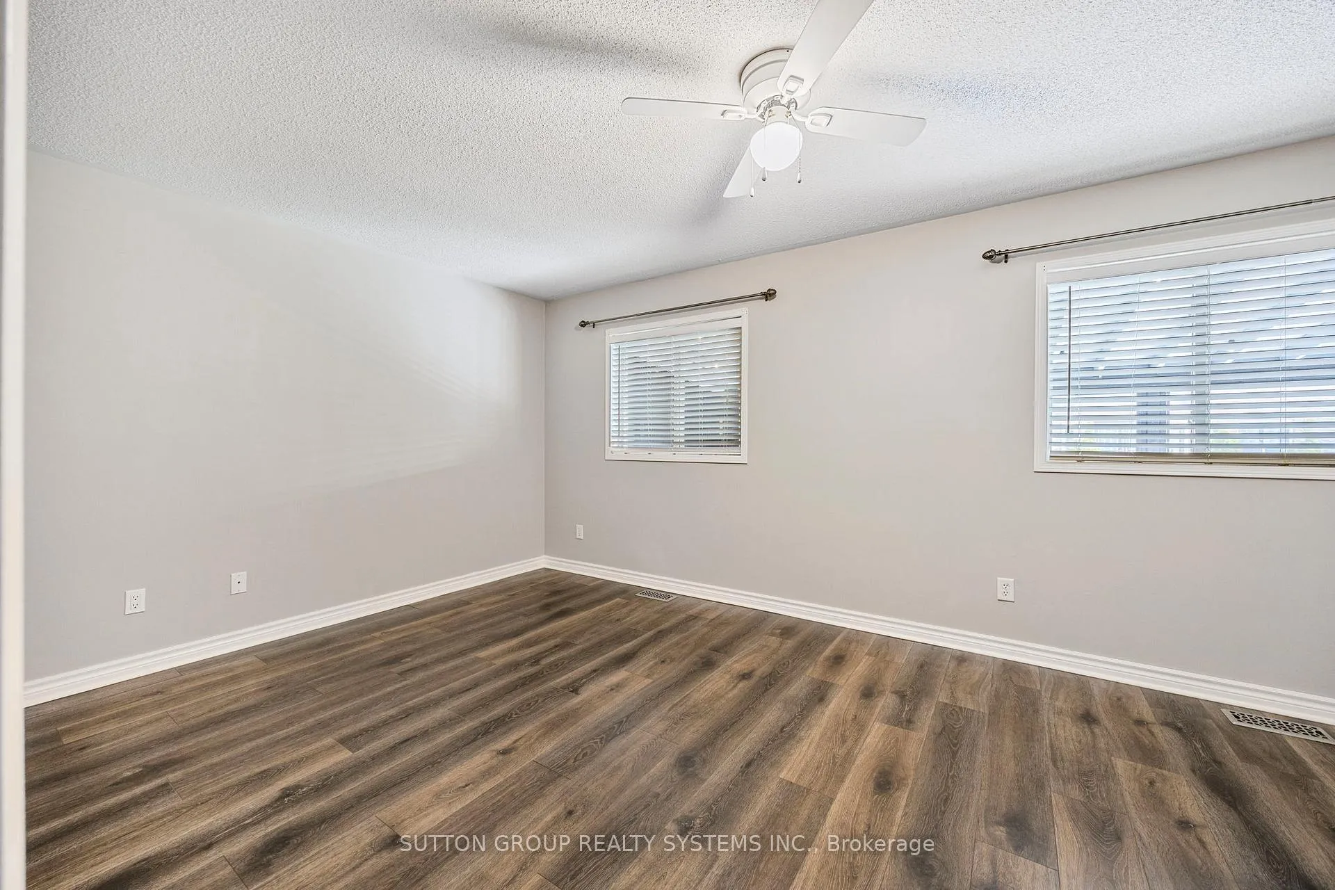 Photo 19 of 75 Coleman Drive, Barrie, Edgehill Drive — HOMEH
