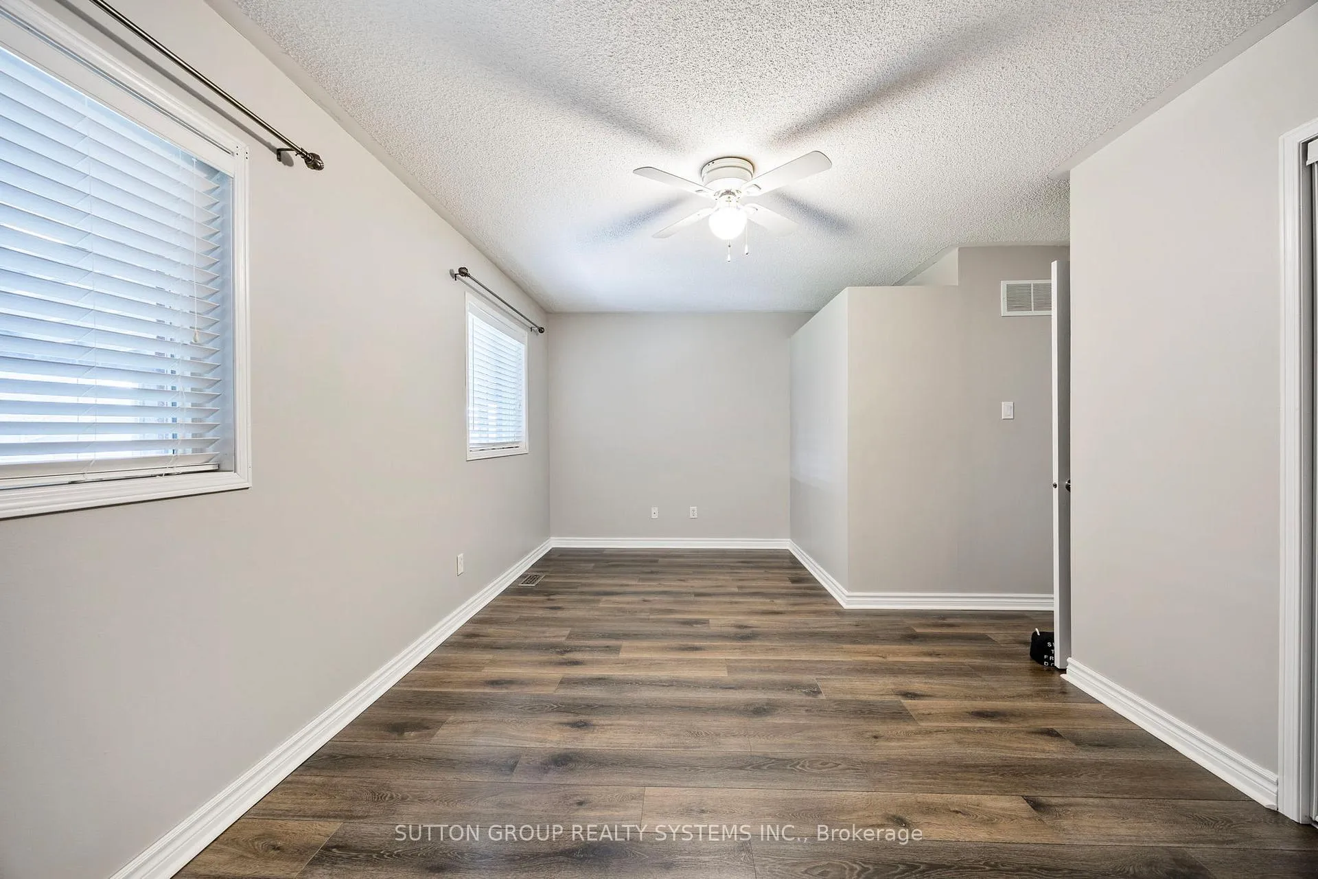 Photo 21 of 75 Coleman Drive, Barrie, Edgehill Drive — HOMEH