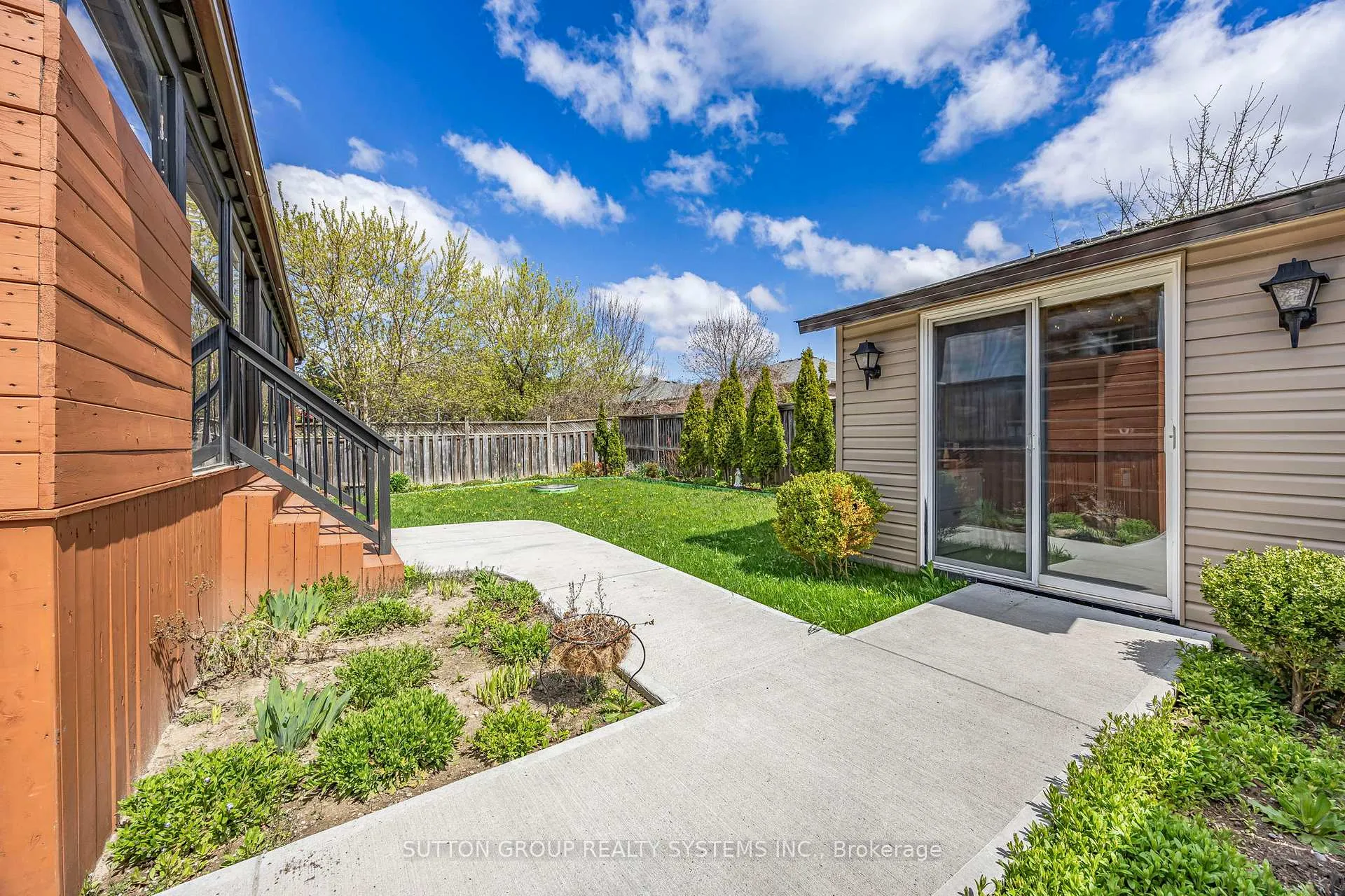 Photo 40 of 75 Coleman Drive, Barrie, Edgehill Drive — HOMEH