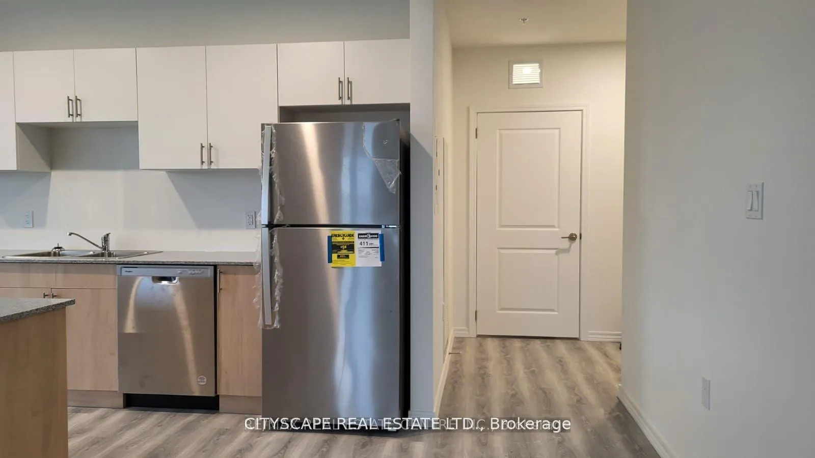 Photo 2 of Unit 411A, 1098 Paisley Road, Guelph, Willow West/Sugarbush/West Acres — HOMEH