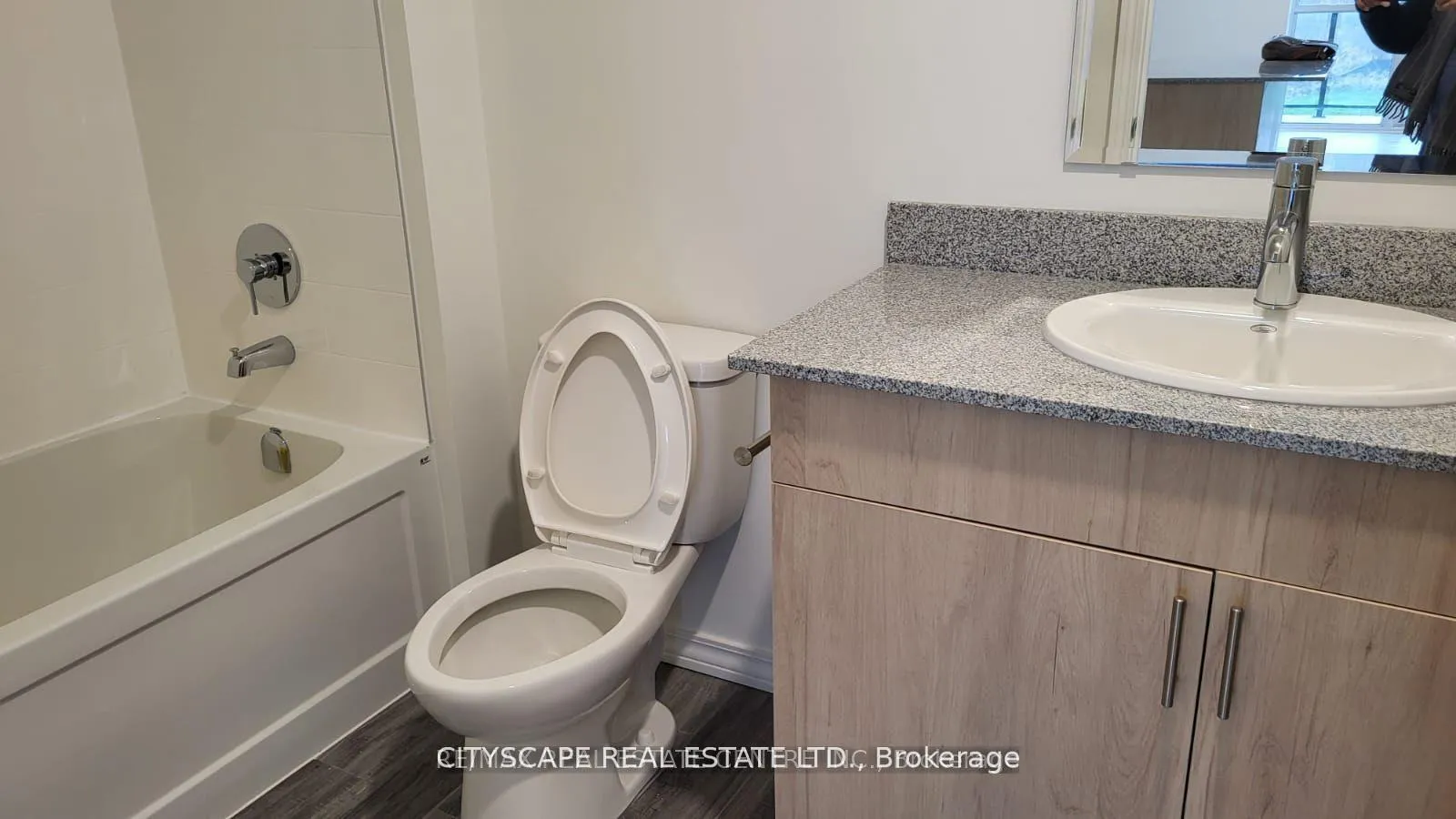 Photo 13 of Unit 411A, 1098 Paisley Road, Guelph, Willow West/Sugarbush/West Acres — HOMEH