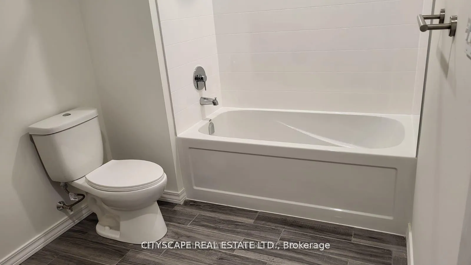 Photo 15 of Unit 411A, 1098 Paisley Road, Guelph, Willow West/Sugarbush/West Acres — HOMEH